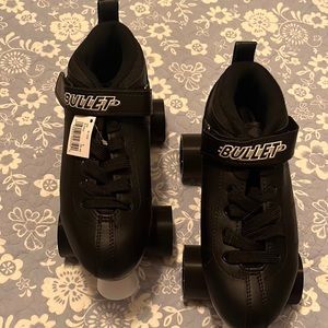 Bullet Chicago skates.Brand new skates with adjustment tools included